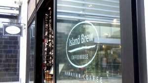 オアフ島　アラモアナセンター　Island brew coffeehouse　美味しいコーヒー　